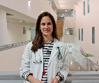 oncóloga médica del Hospital Universitario Clínico San Cecilio de Granada