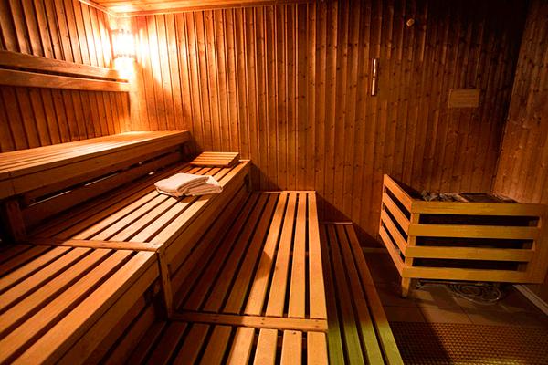 la-sauna-frecuente-r